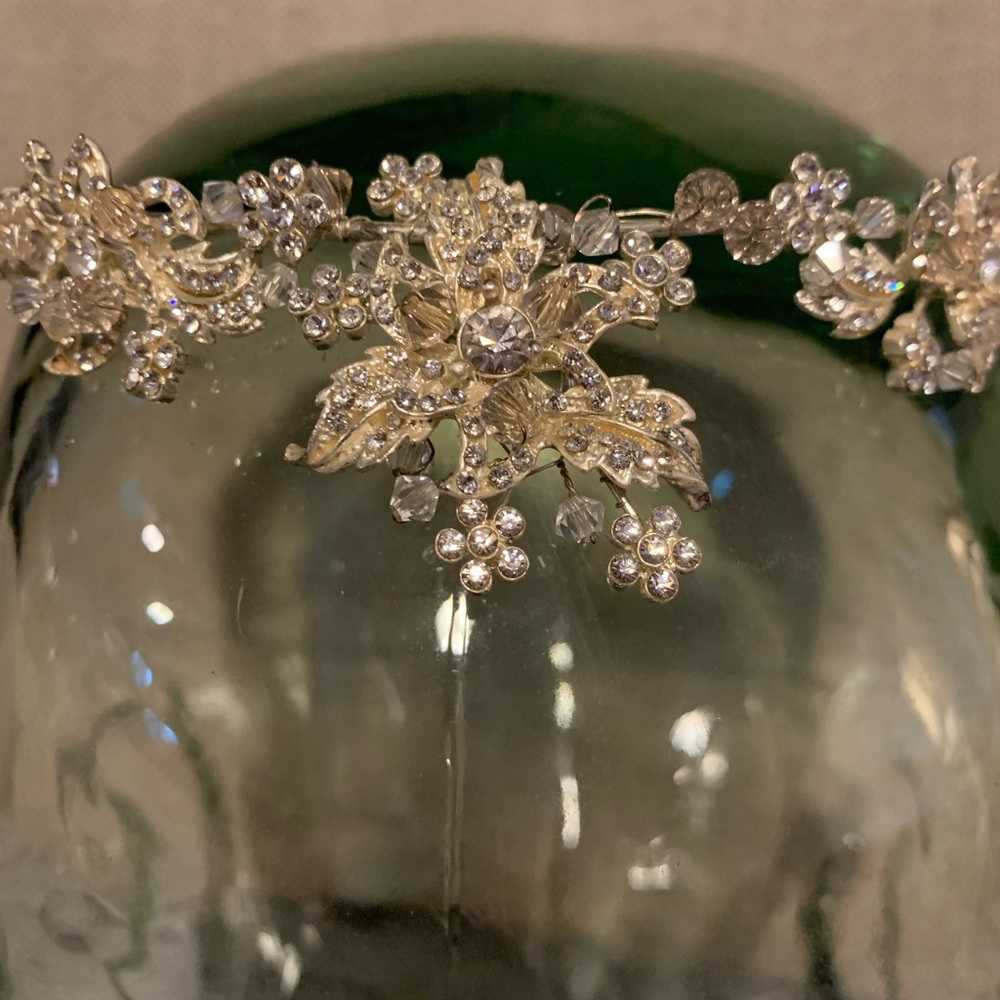 Bridal/ Quincinera Diadem Tiara